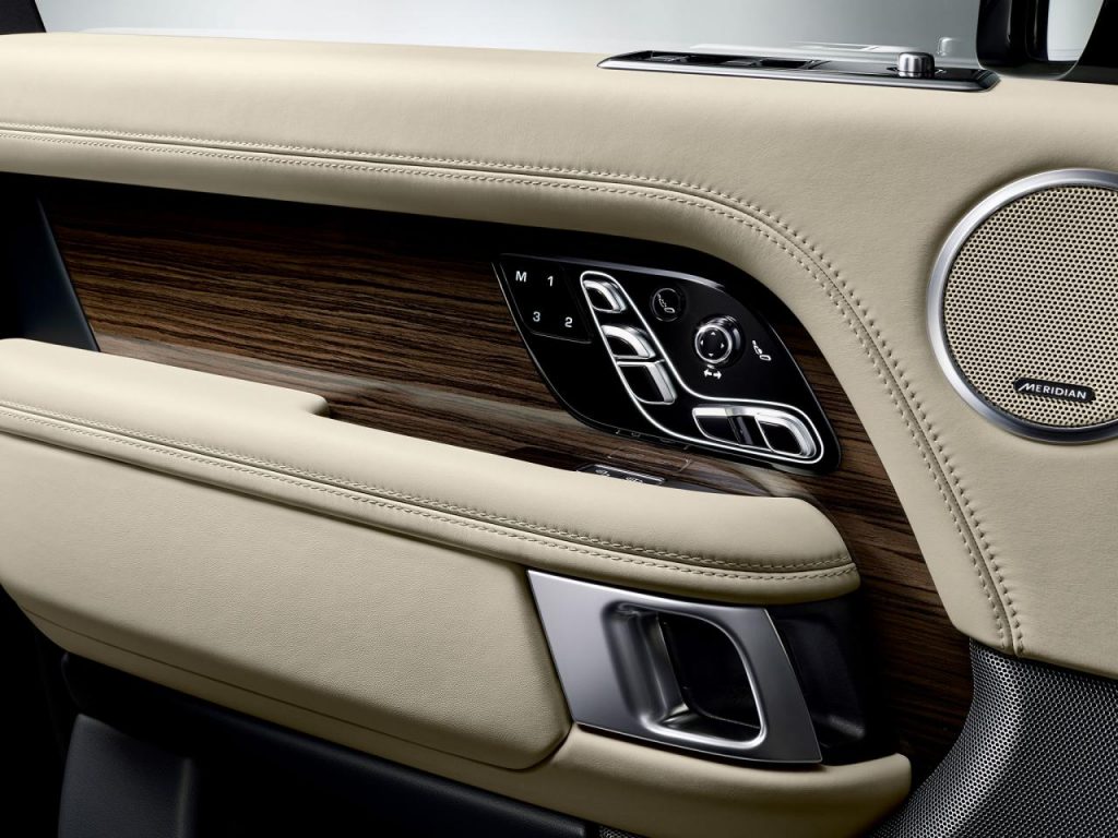 hd-range_rover_restyl_luxe_performances_et_lectricit_1-6