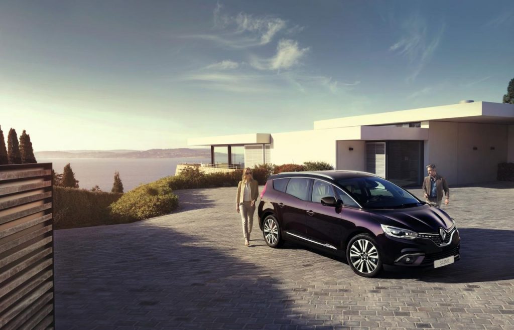 hd-renault_scenic_et_grand_scenic_initiale_paris_1-27