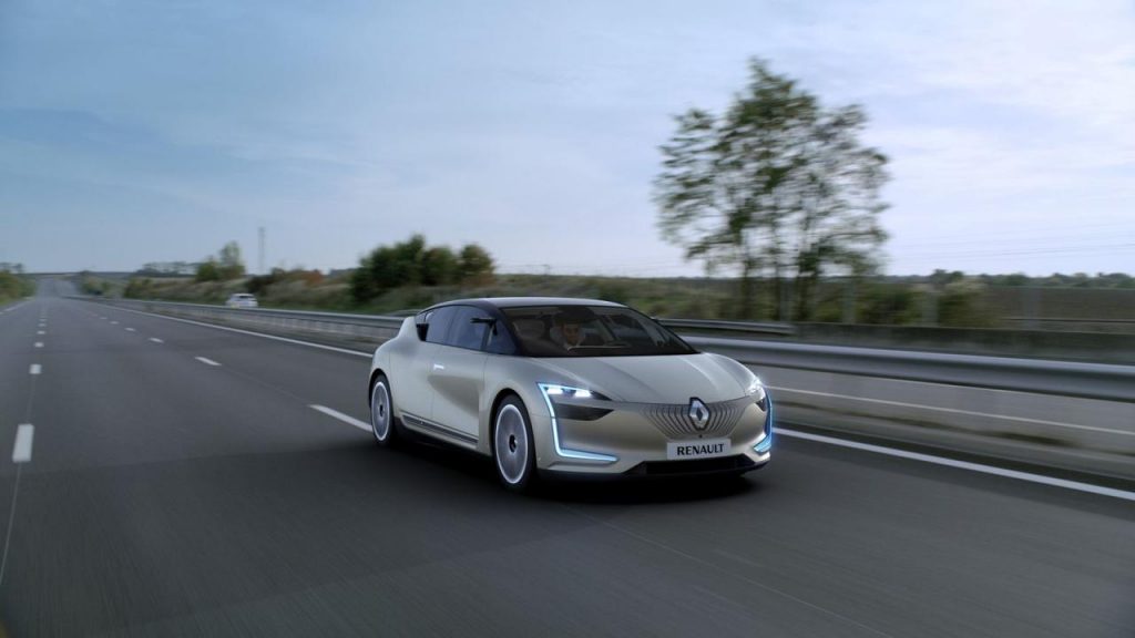 hd-renault_symbioz_du_concept_car_au_dmonstrateur_1-5