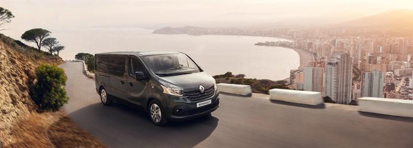 hd-renault_trafic_spaceclass_escapade_1-9