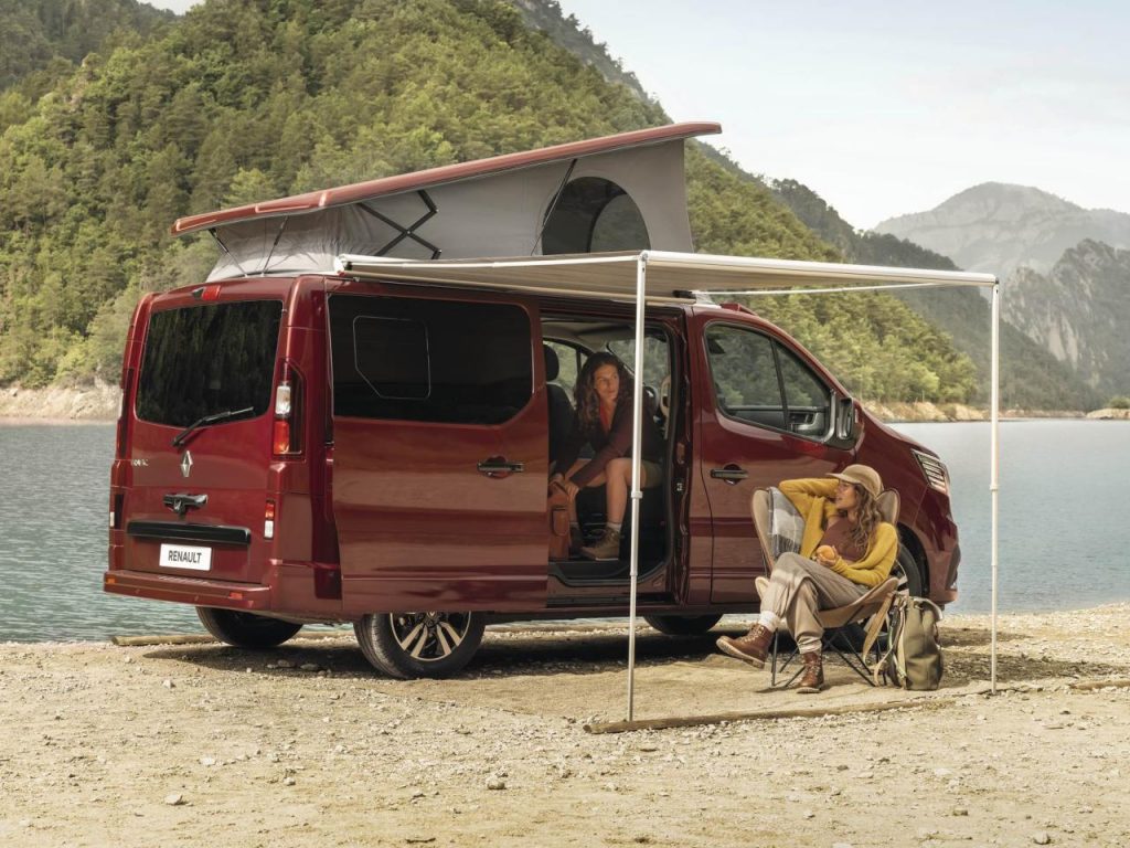 hd-renault_trafic_spacenomad_recel_de_congs_1-7