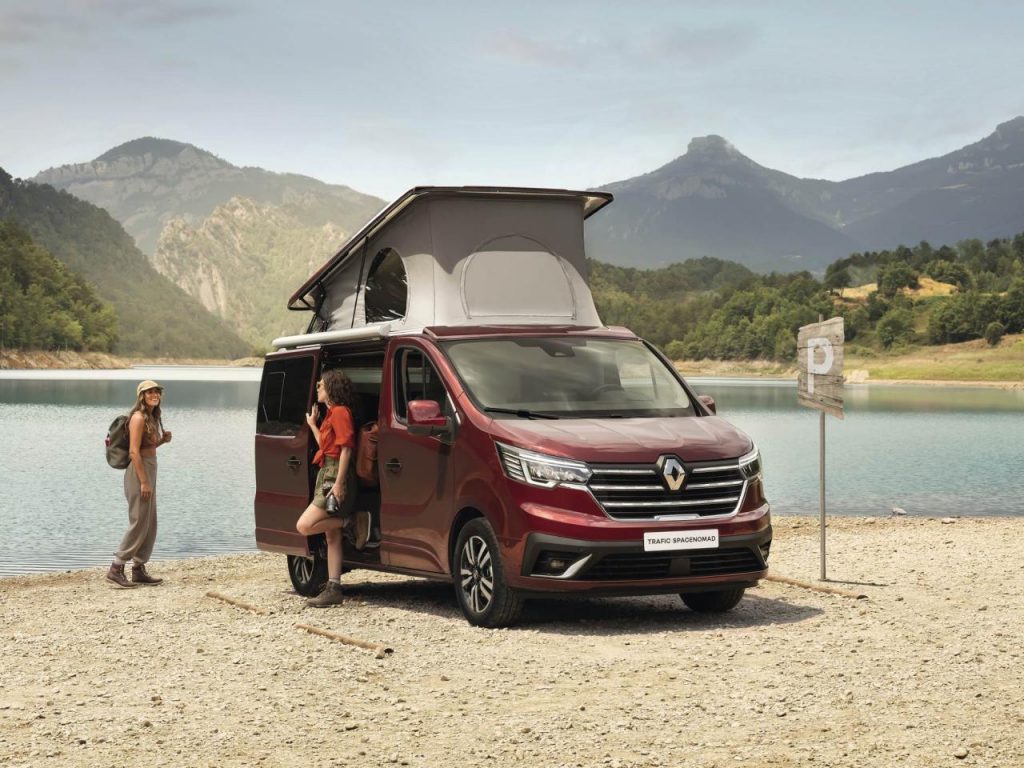 hd-renault_trafic_spacenomad_recel_de_congs_1-9