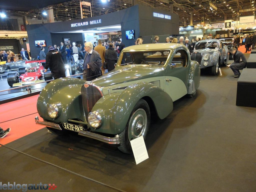 hd-retromobile_2017_live_bugatti_rencontre_bentley_1-16
