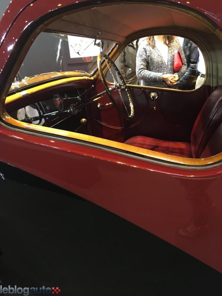 hd-retromobile_2017_live_bugatti_rencontre_bentley_1-5