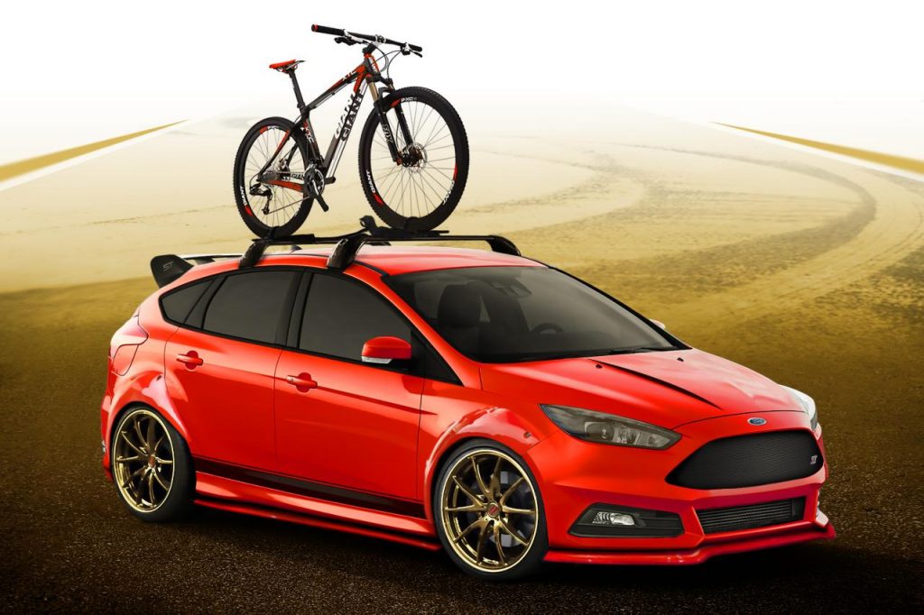 hd-sema_2015_ford_focus_st_1-1