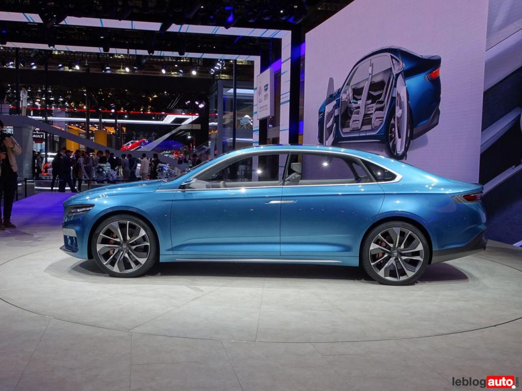 hd-shanghai_2019_geely_geometry_a_preface_et_binyue_phev_2-4