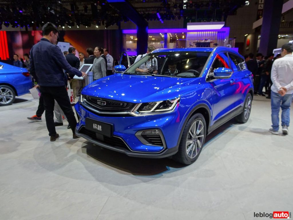 hd-shanghai_2019_geely_geometry_a_preface_et_binyue_phev_3-7