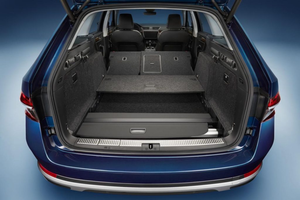 hd-skoda_superb_restyle_diversification_et_hybridation_2-7