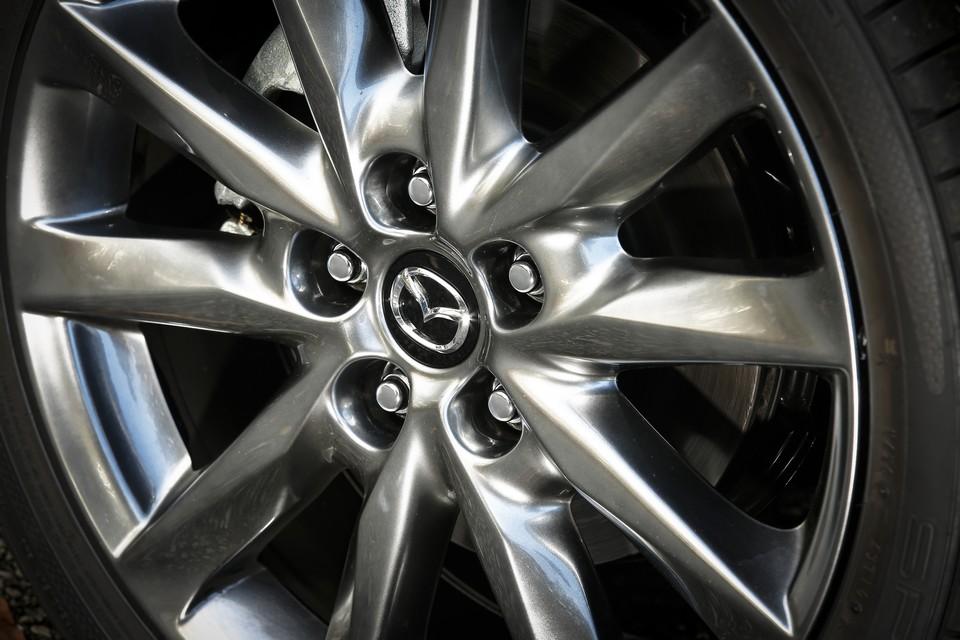 hd-srie_spciale_mazda3_impulsion_1