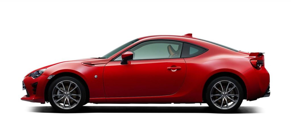 hd-toyota_86_restyle_nouvelles_images_et_informations_1-5