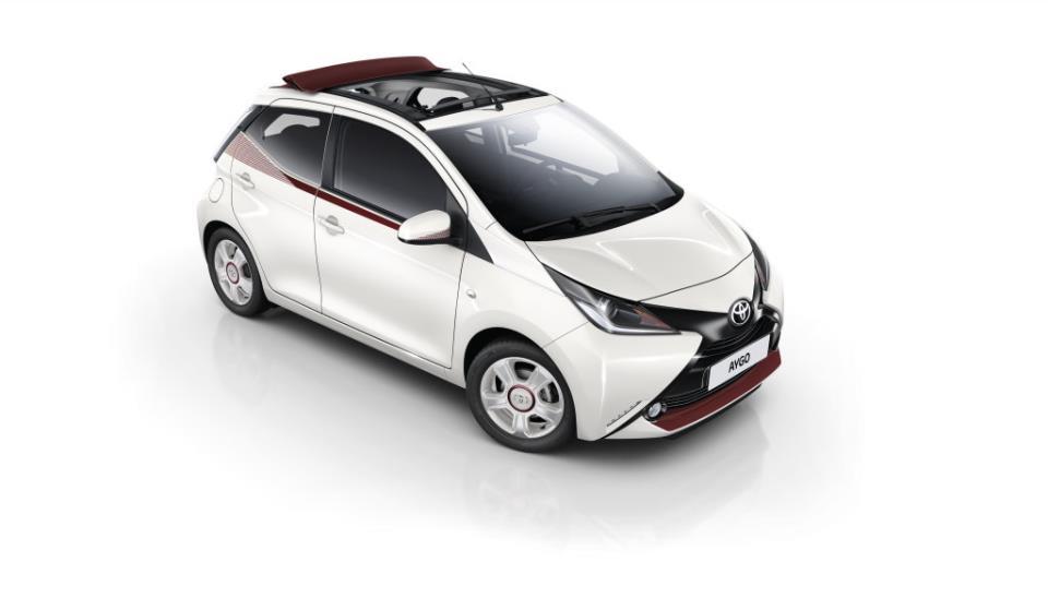 hd-toyota_aygo_x_glam_1-3