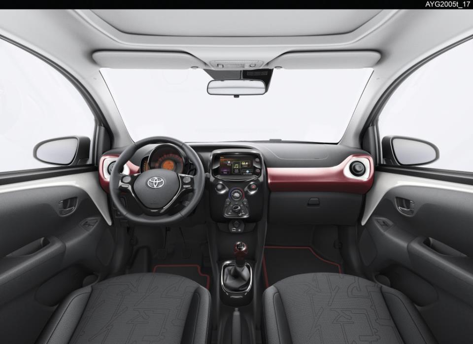 hd-toyota_aygo_x_glam_1