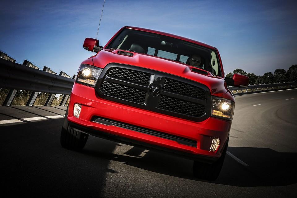 hd-un_night_package_pour_le_ram_1500_1-3