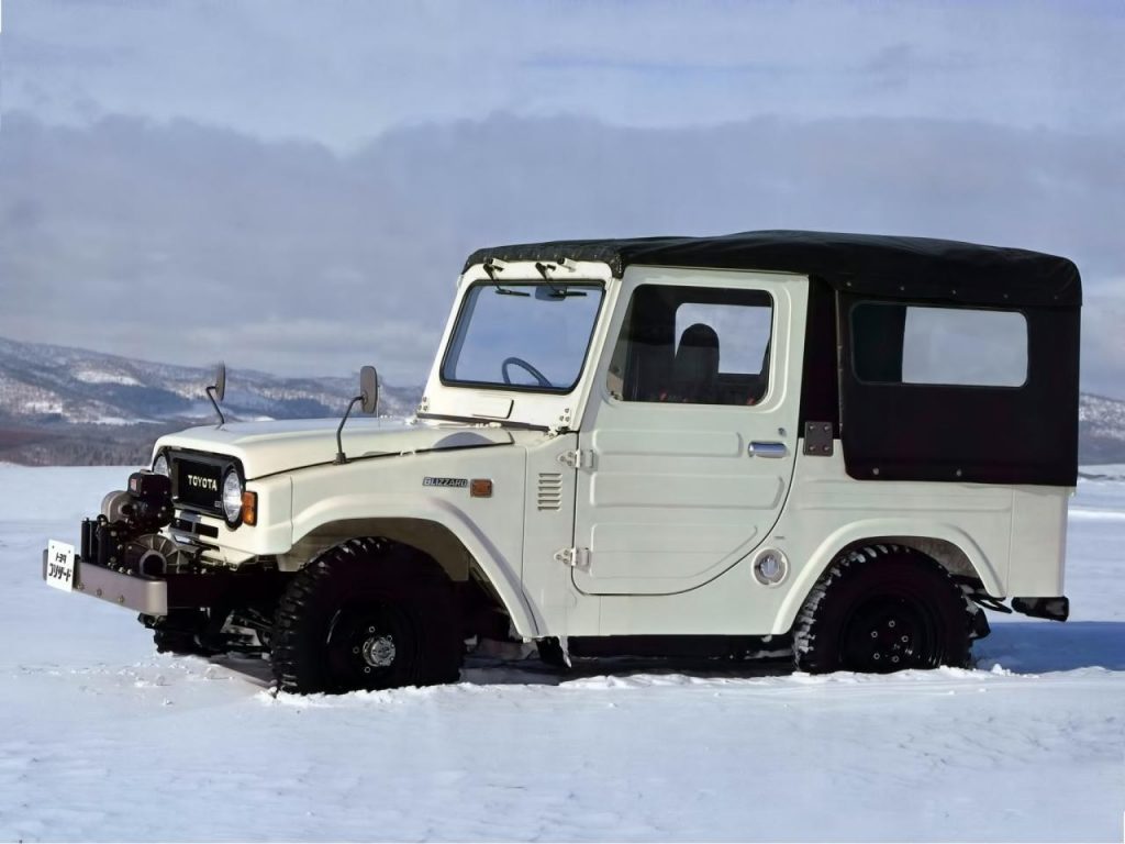 hd-un_t_au_japon_daihatsu_taft_1974_1984_1-1