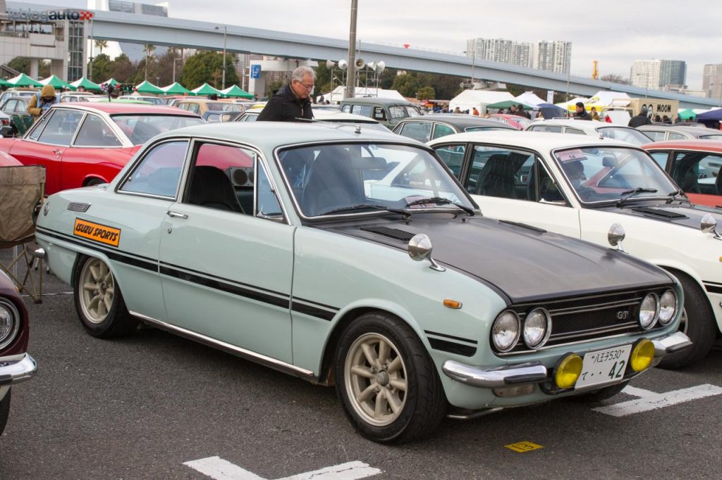 hd-un_t_au_japon_isuzu_bellett_1963_1973_1-9
