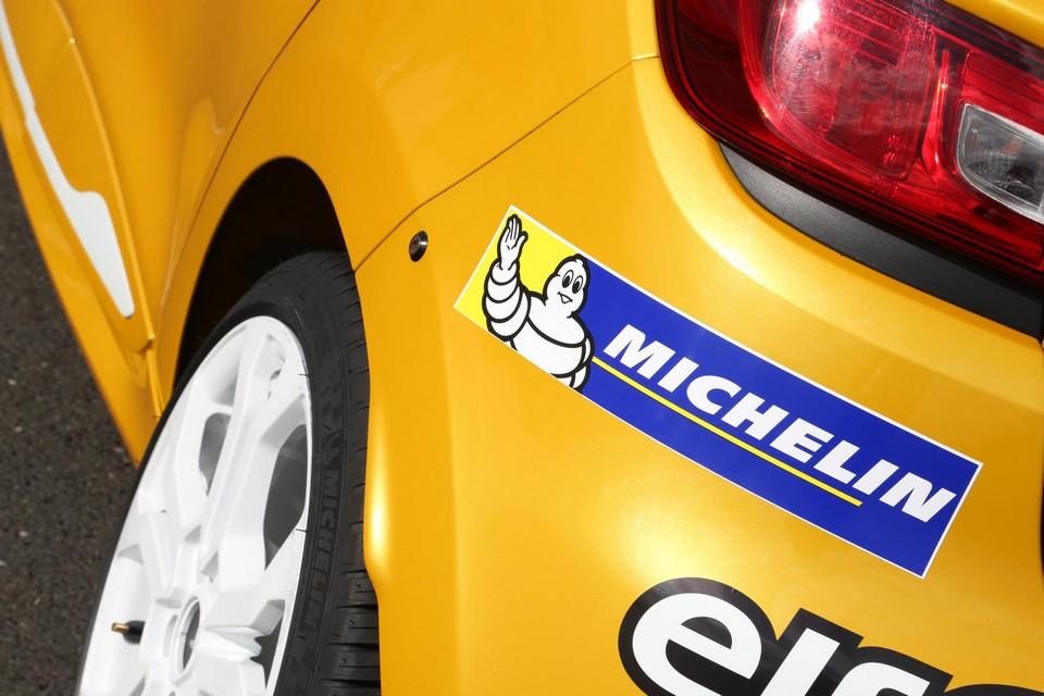 hd-une_clio_cup_junior_en_2017_1-2
