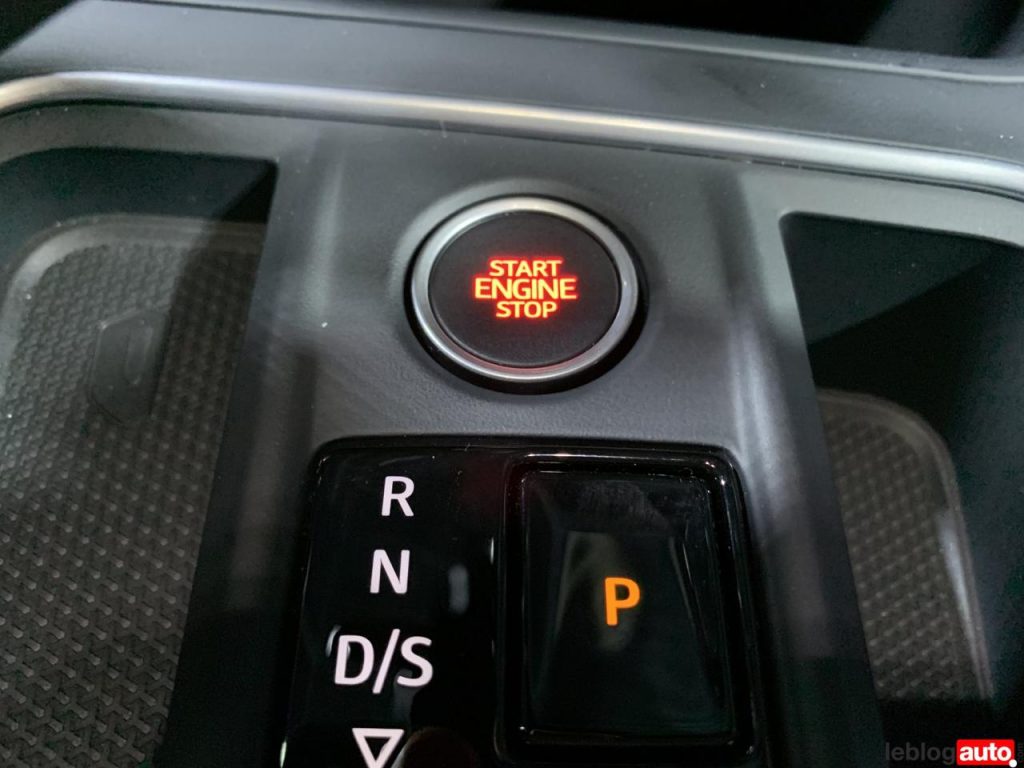 hd-voici_la_nouvelle_seat_leon_en_live_1-29