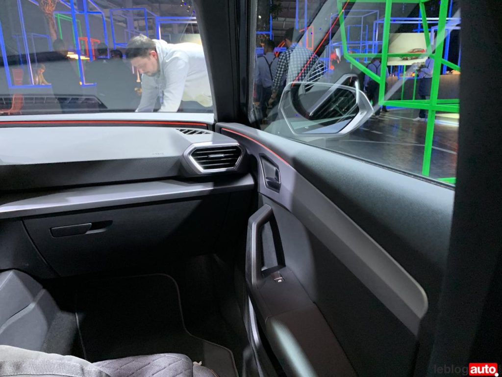hd-voici_la_nouvelle_seat_leon_en_live_1-36