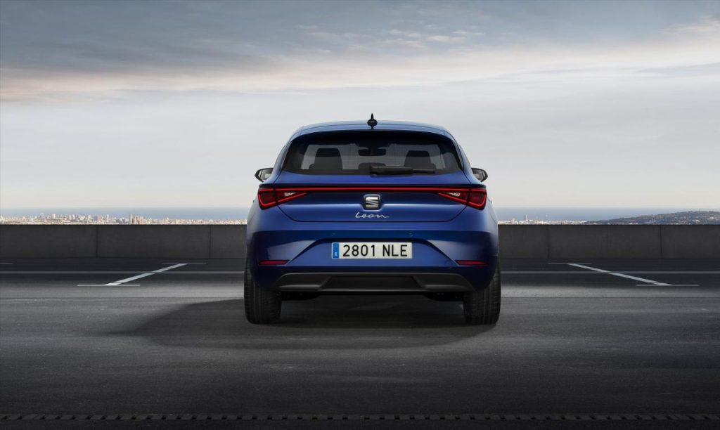 hd-voici_la_nouvelle_seat_leon_en_live_2-13