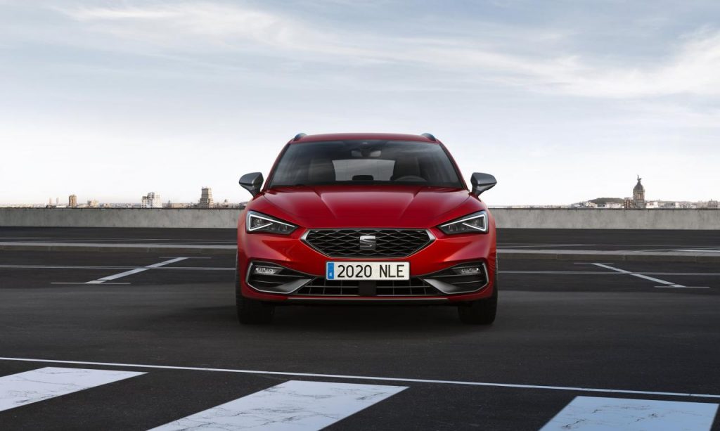 hd-voici_la_nouvelle_seat_leon_en_live_2-5
