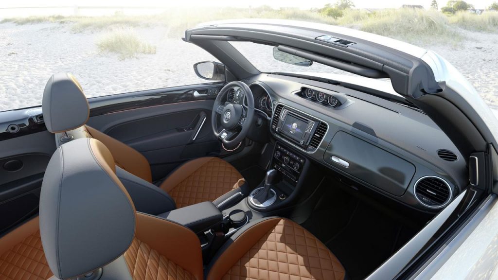 hd-volkswagen_beetle_trs_lgre_volution_1-1