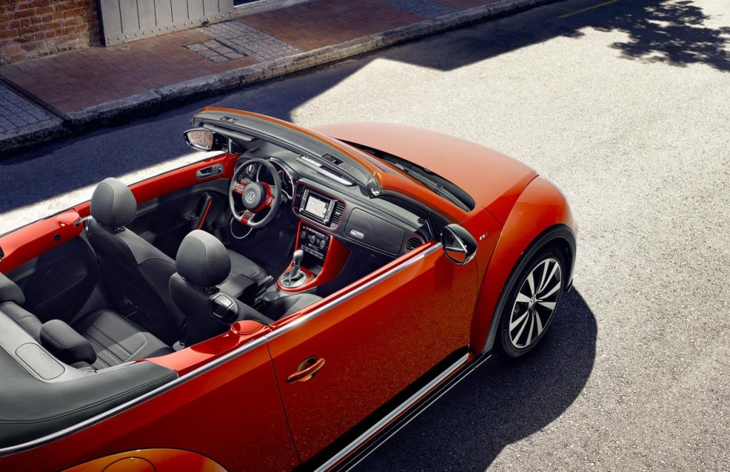 hd-volkswagen_beetle_trs_lgre_volution_1-6