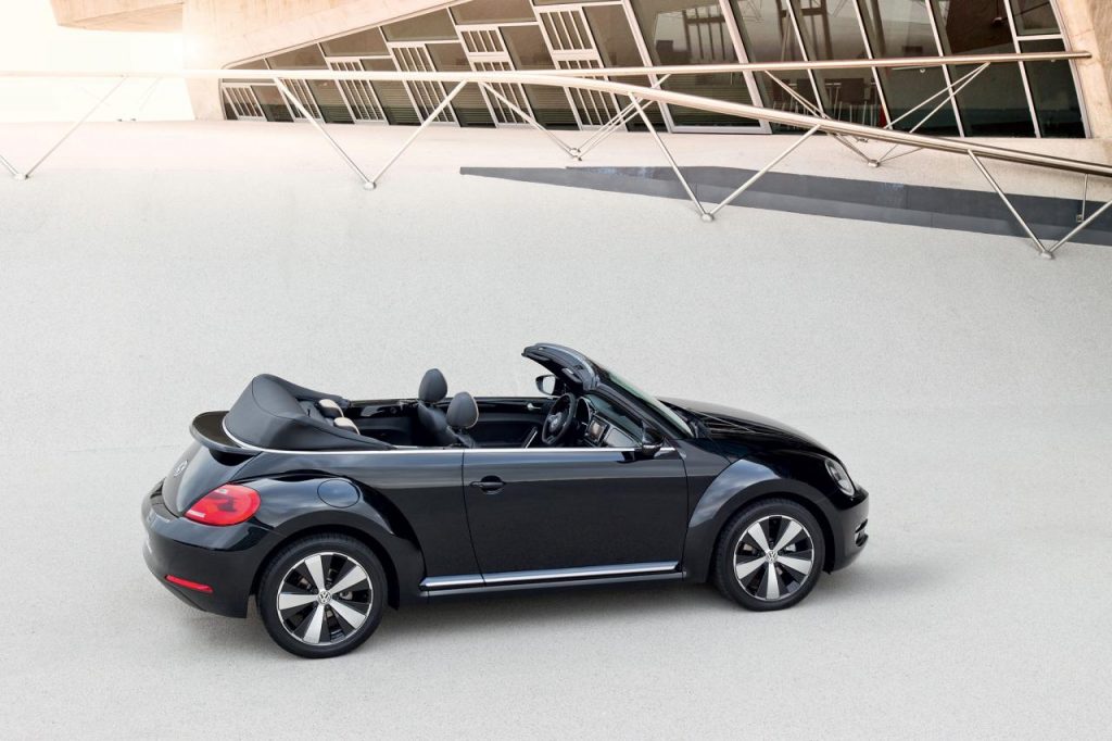 hd-volkswagen_beetle_trs_lgre_volution_1-9