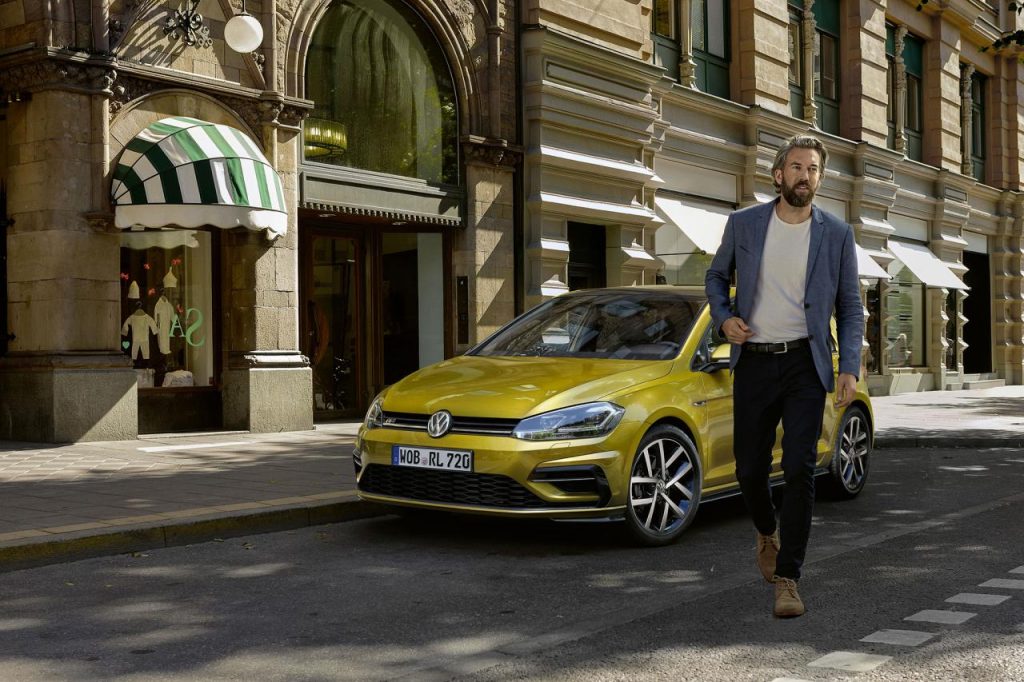 hd-volkswagen_golf_la_technique_avant_tout_1-23