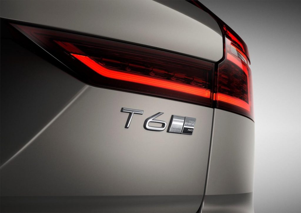 hd-volvo_v60_nouvelle_rfrence_2-24