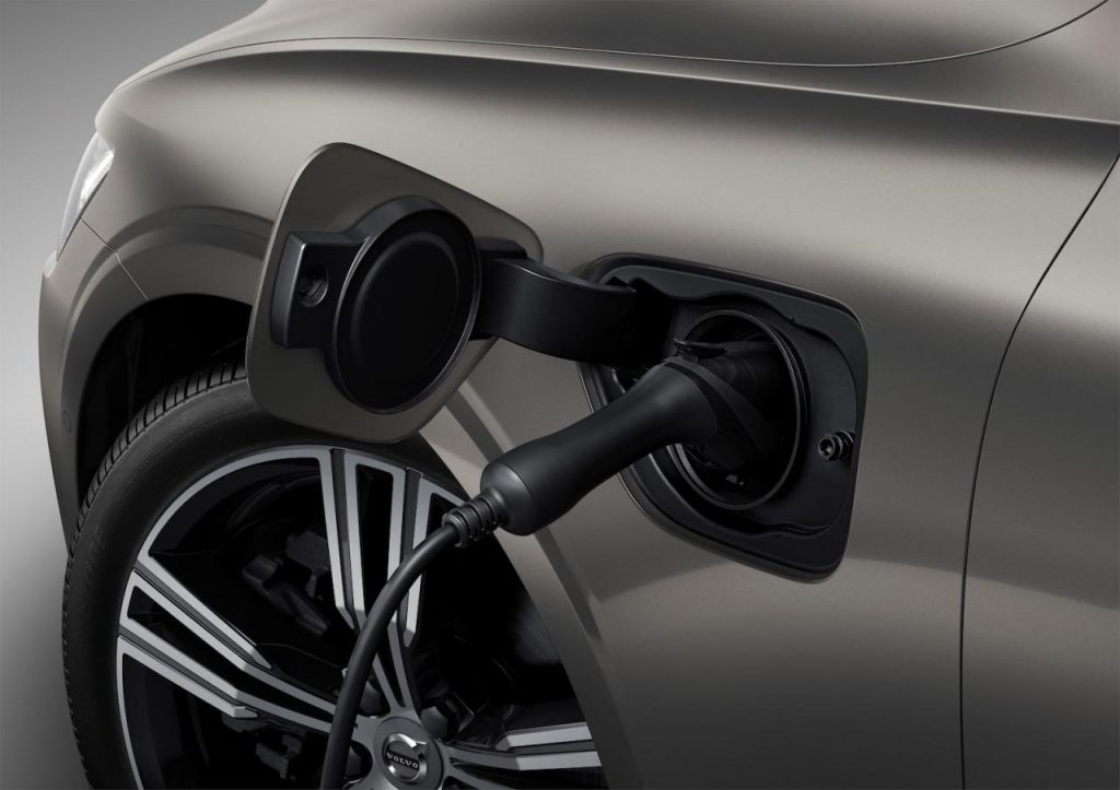 hd-volvo_v60_nouvelle_rfrence_2-31