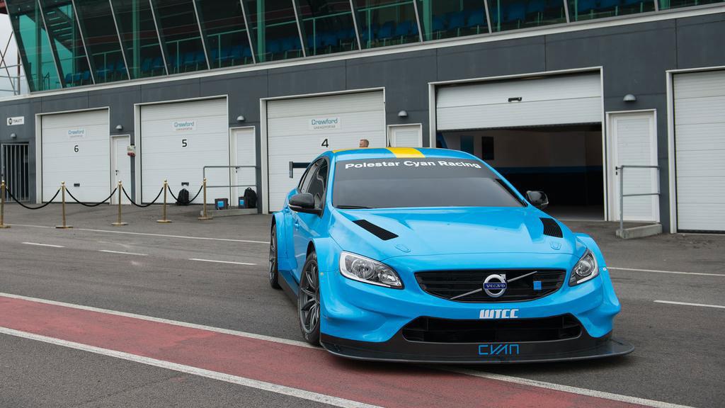 hd-wtcc_2016_volvo_arrive_avec_polestar_1
