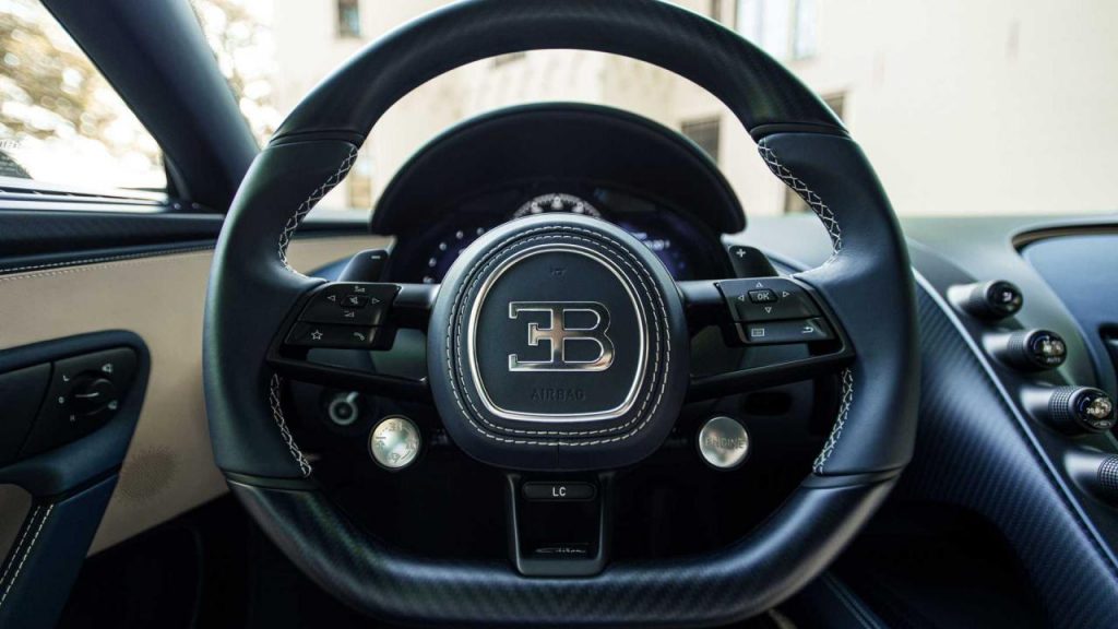 hd-bugatti-chiron-l-ebe-12