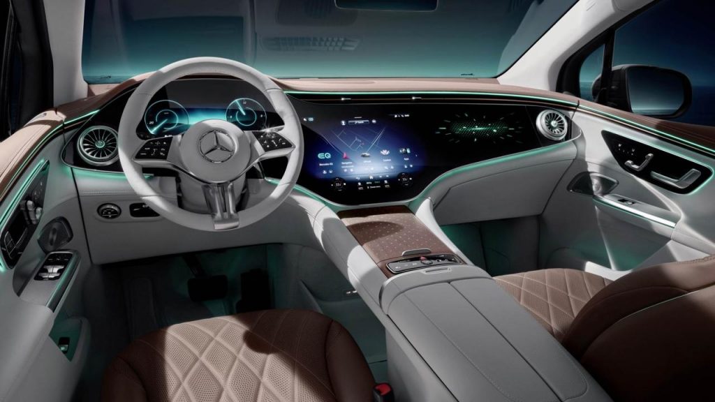 hd-mercedes-eqe-suv