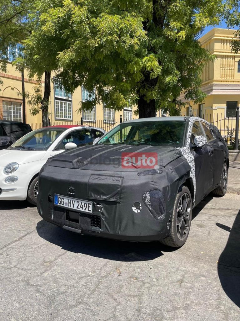 hd-spyshots-hyundai-santa-fe-kona-5