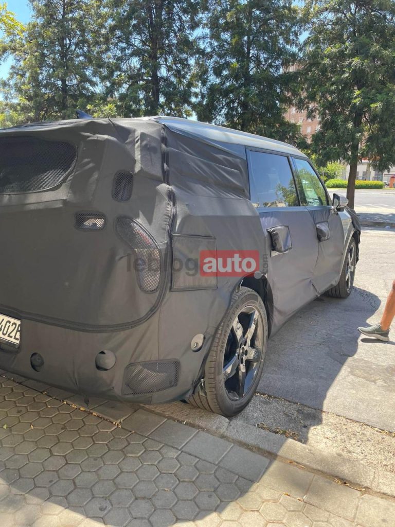 hd-spyshots-hyundai-santa-fe-kona-6