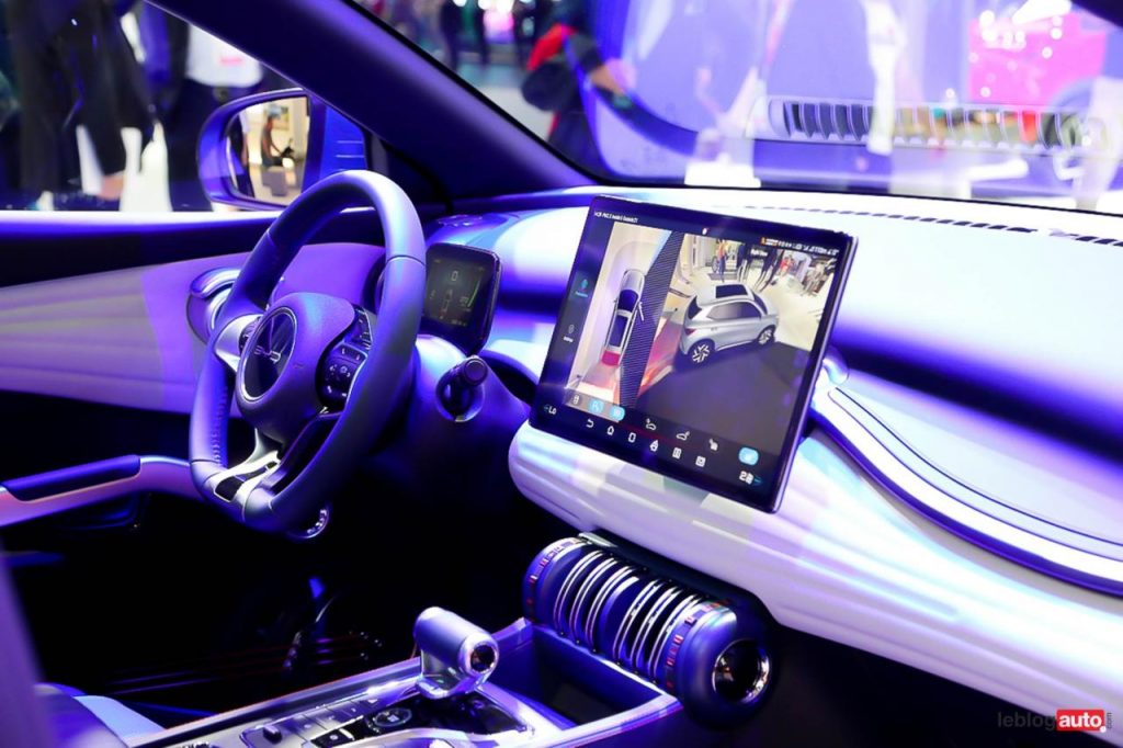 hd-mondial-de-paris-2022-byd-atto-3-16