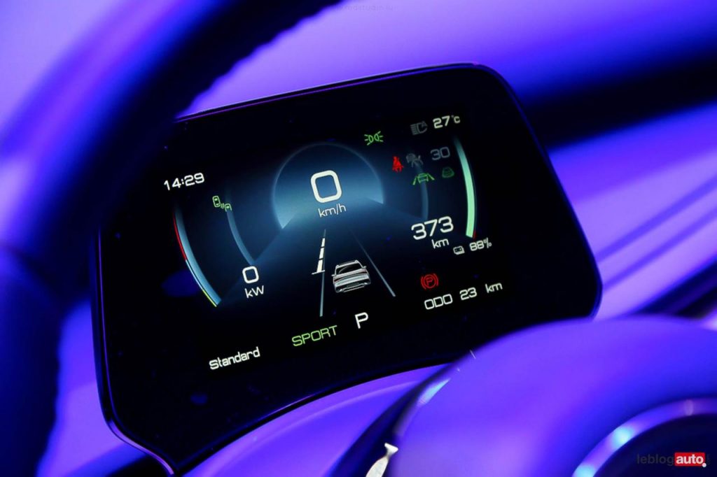 hd-mondial-de-paris-2022-byd-atto-3-19
