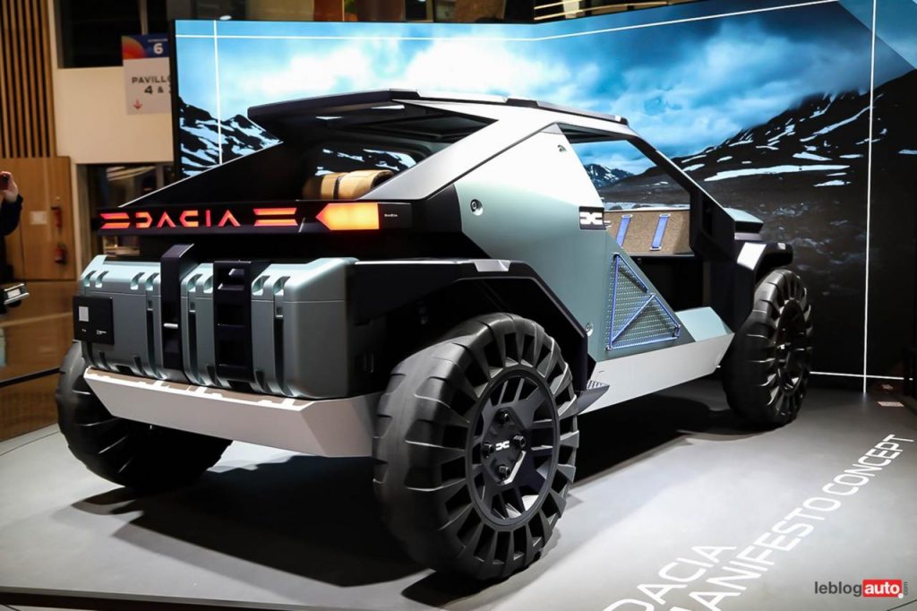 hd-mondial-de-paris-2022-dacia-manifesto-13
