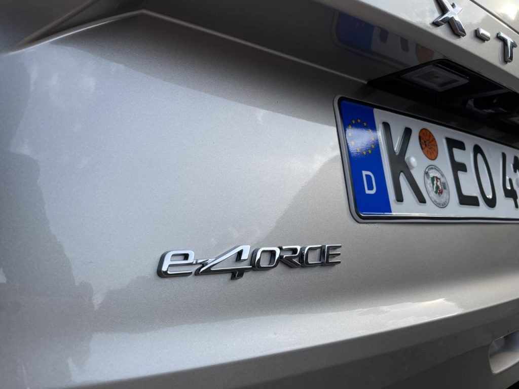 hd-nissan-x-trail-15