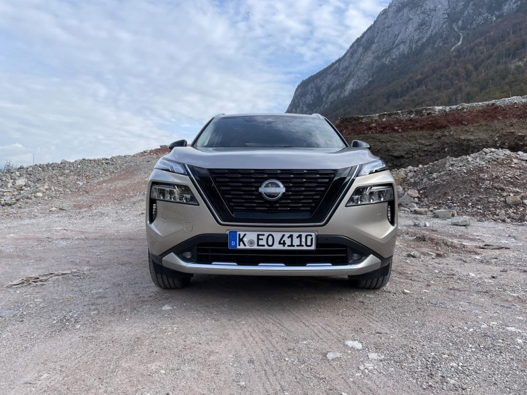 hd-nissan-x-trail-3
