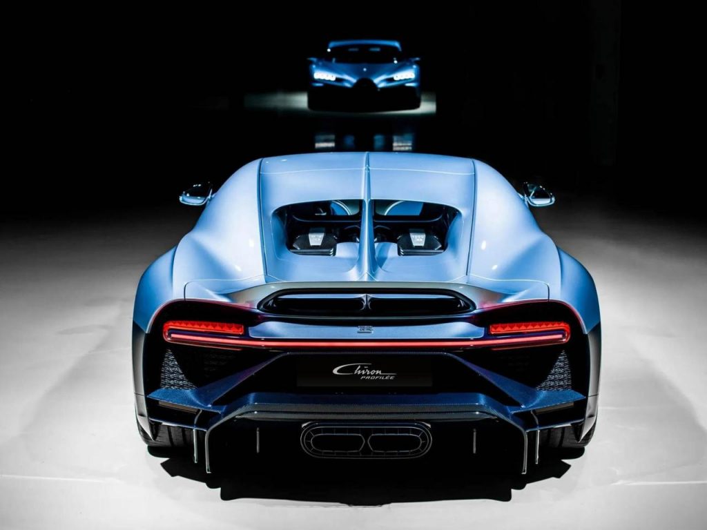 hd-bugatti-chiron-profilee-1