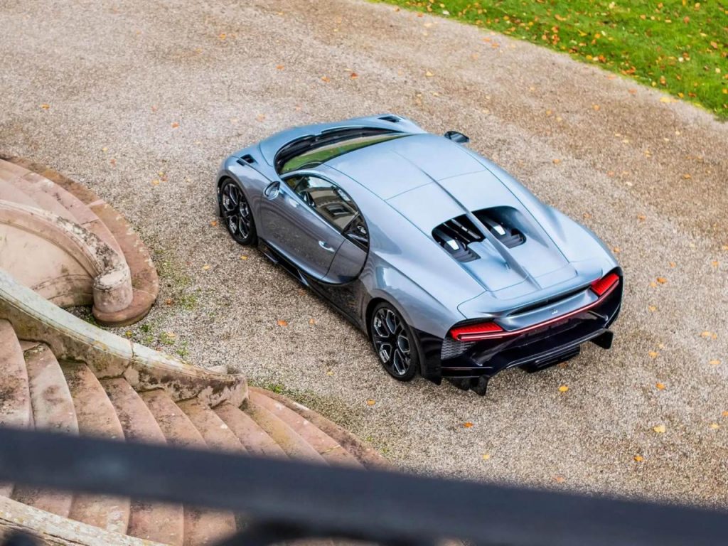 hd-bugatti-chiron-profilee-12