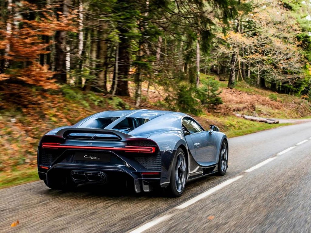 hd-bugatti-chiron-profilee-14
