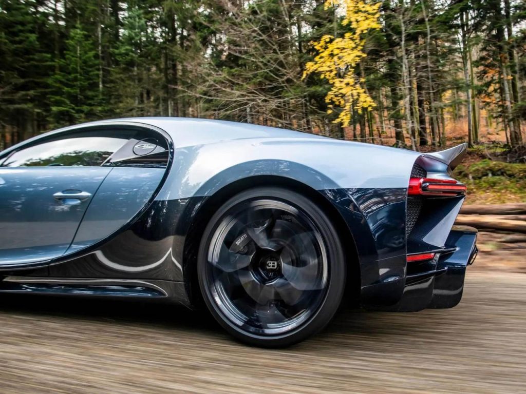 hd-bugatti-chiron-profilee-15