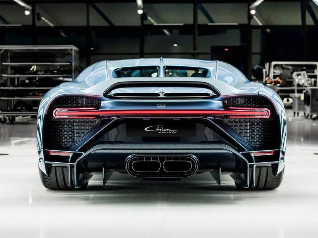 hd-bugatti-chiron-profilee-9