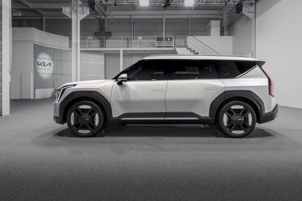 hd-kia-ev-9-reveal