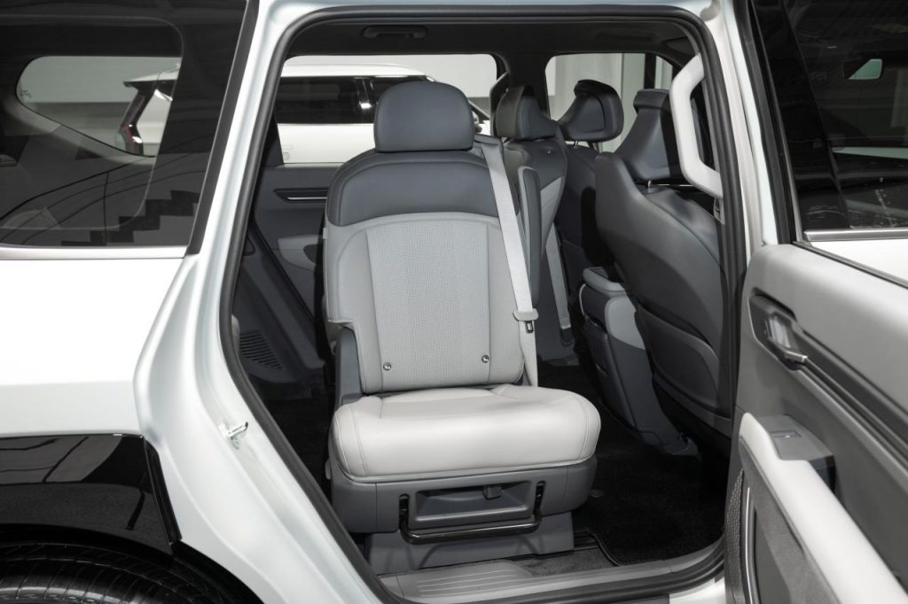 hd-kia-ev-9-reveal-8