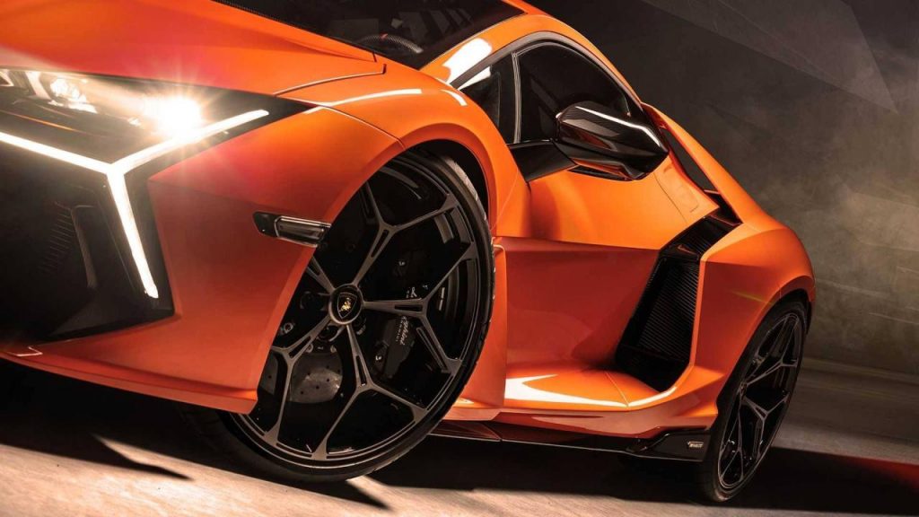 hd-lamborghini-revuelto-2