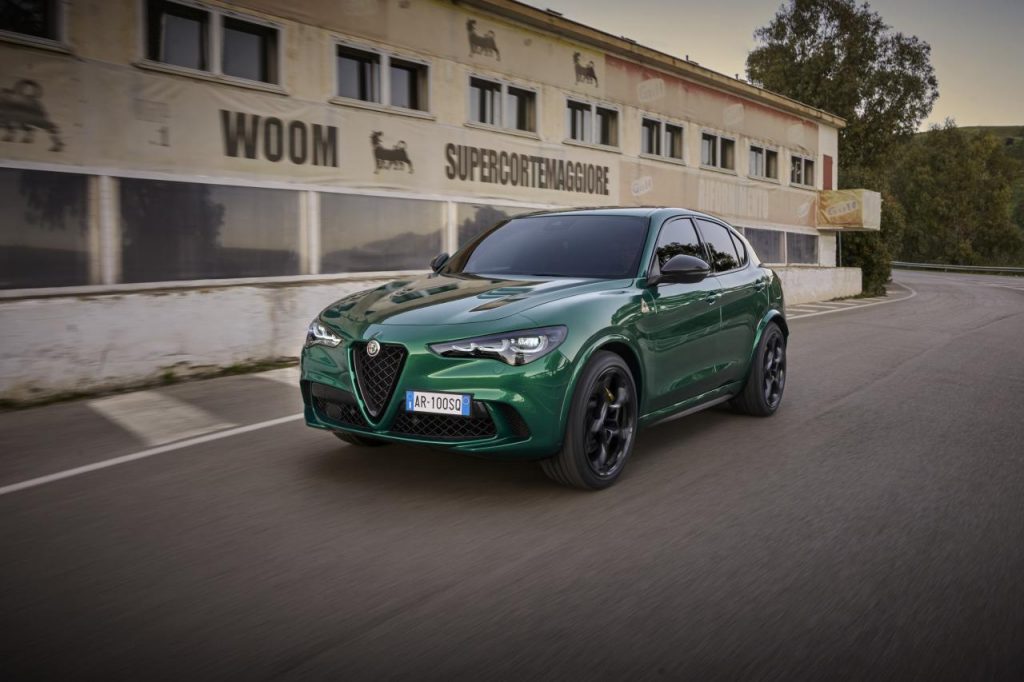 hd-alfa-romeo-giulia-et-stelvio-qv-2023-47