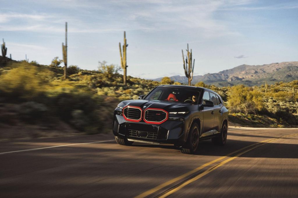 hd-bmw-xm-label-red-18